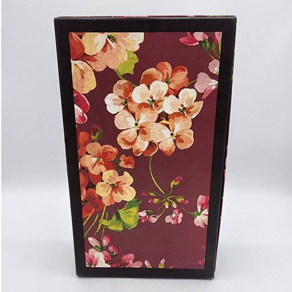 Gucci Blooms Supreme Floral Storage Box, Tissue Paper, Large Fold-Over Satin Bag - Picture 5 of 13